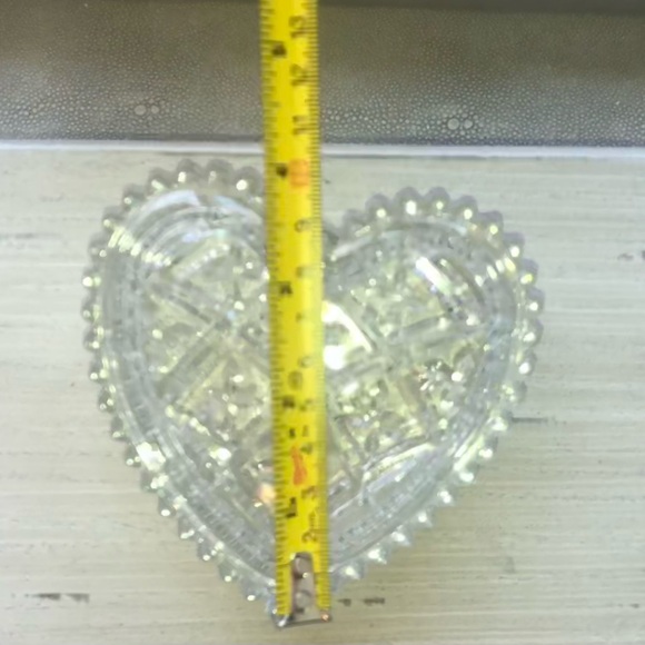 Mikasa Vintage Tender Love Heart Potpourri holder crystal Trinket box with lid - Picture 8 of 9